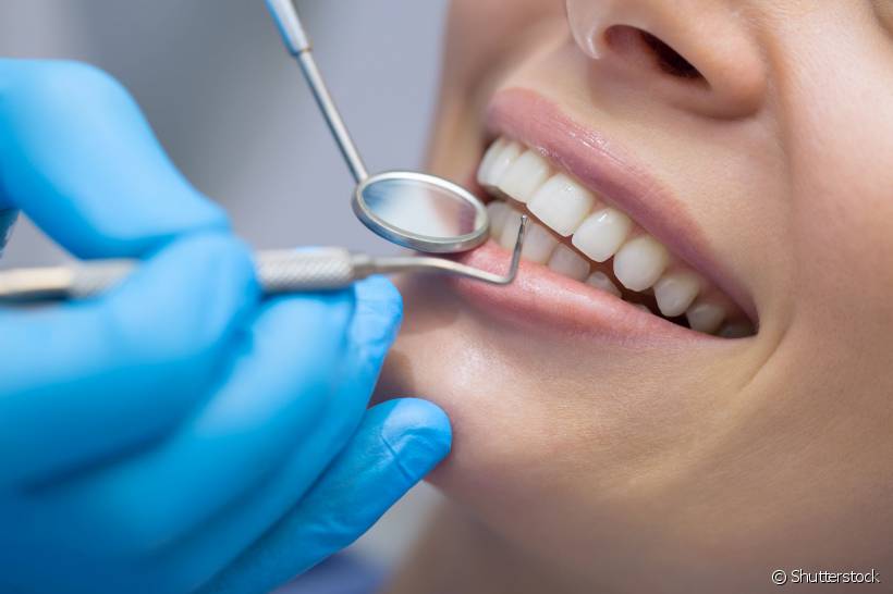 Consulta de revisão odontológica